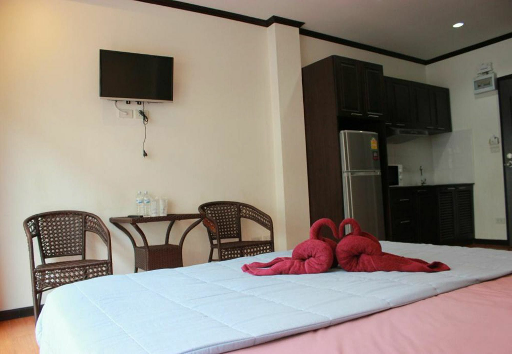 K&J Apartment Ban Nong Tabaek ภายนอก รูปภาพ