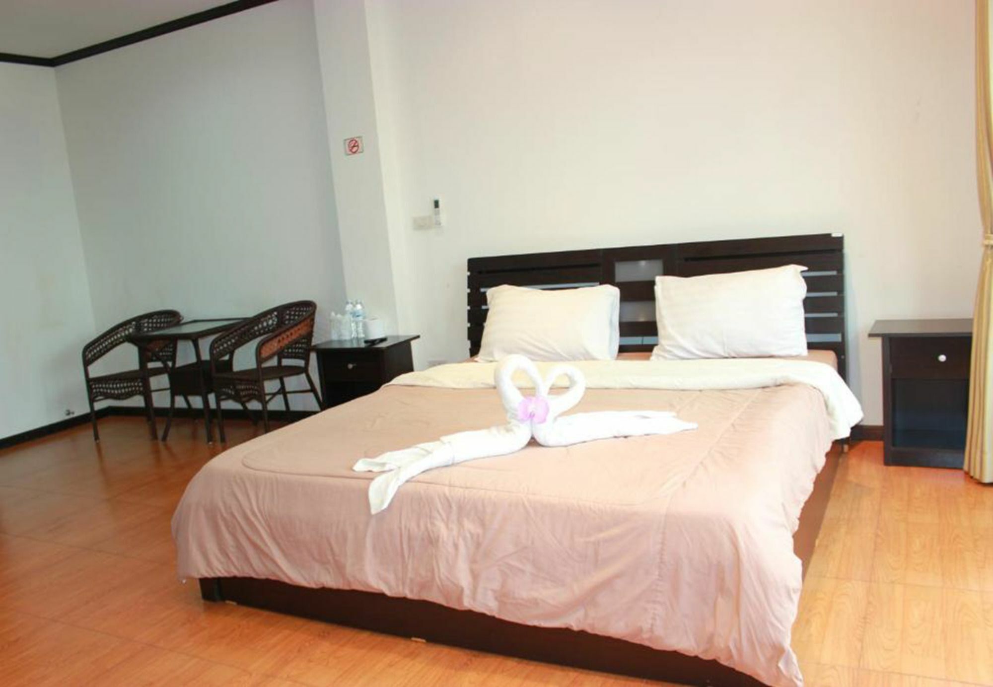 K&J Apartment Ban Nong Tabaek ภายนอก รูปภาพ