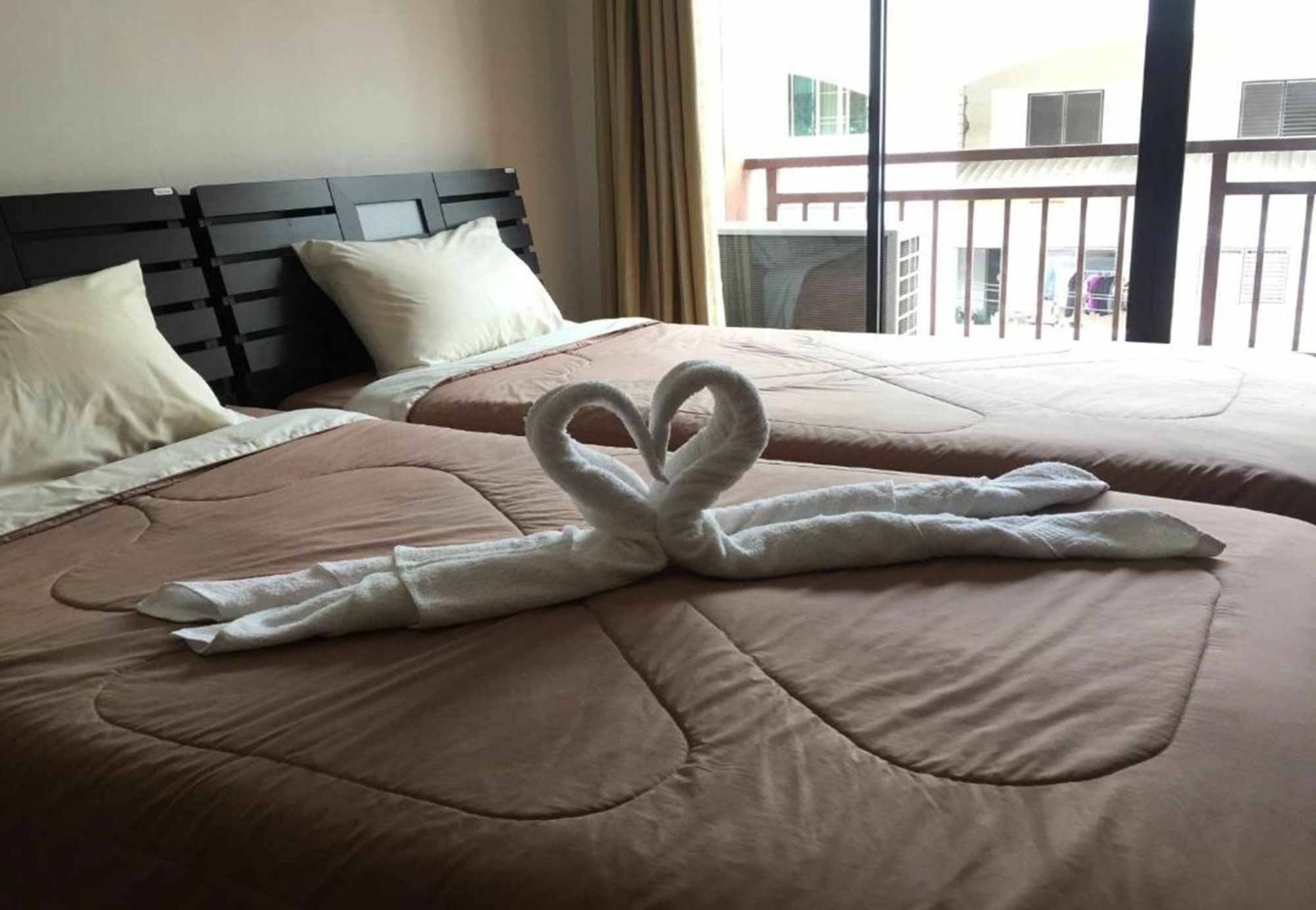 K&J Apartment Ban Nong Tabaek ภายนอก รูปภาพ